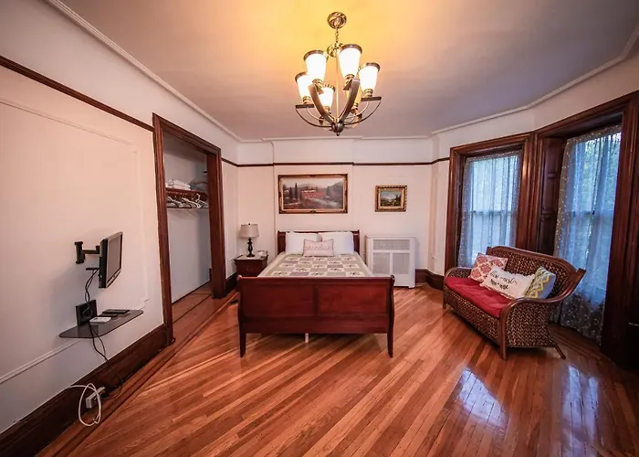 Lefferts Gardens Residence